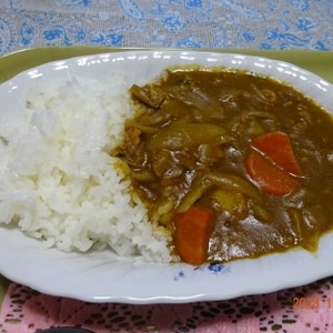 隠し味にココアを加えたカレーライス